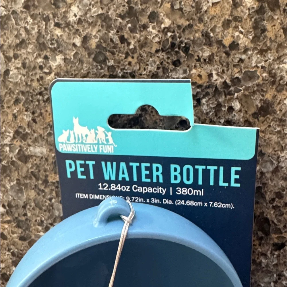 NEW Coleman Blue Travel Pet Bowl and Bottle Set
